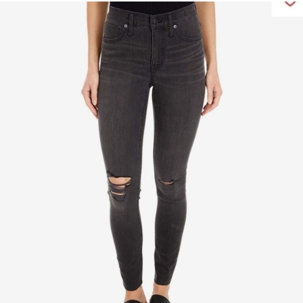 Madewell black 9” high rise skinny distressed jeans